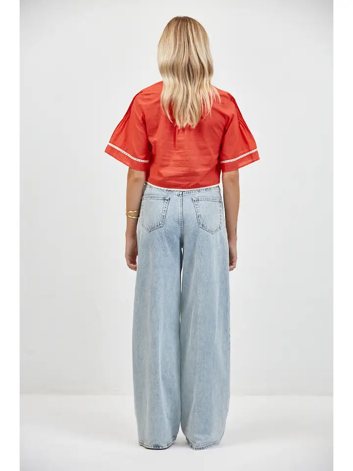 Embroidered V Neck Short Sleeve Crop