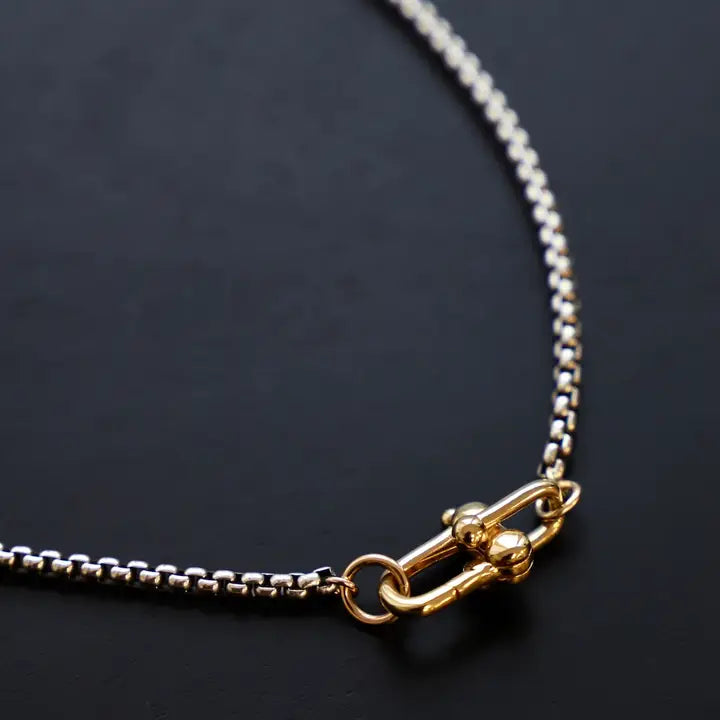 Nova Round Box Chain Necklace
