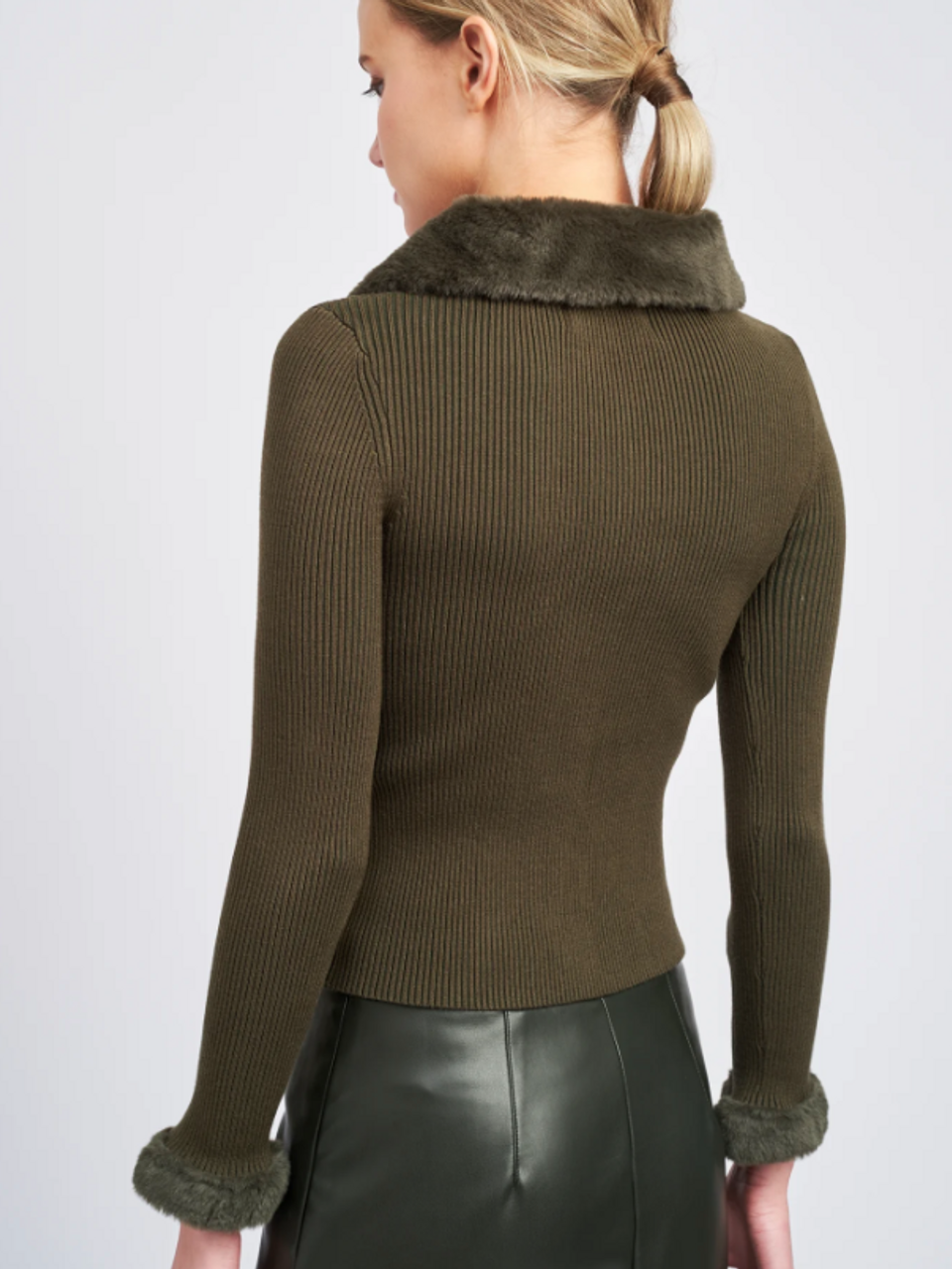 Rayen Fur Collar Sweater