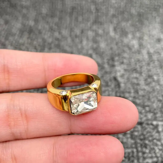 Grace Cubic Ring