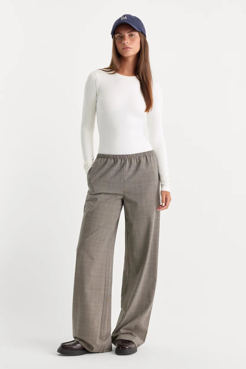 Sculpting Long Sleeve Bodysuit