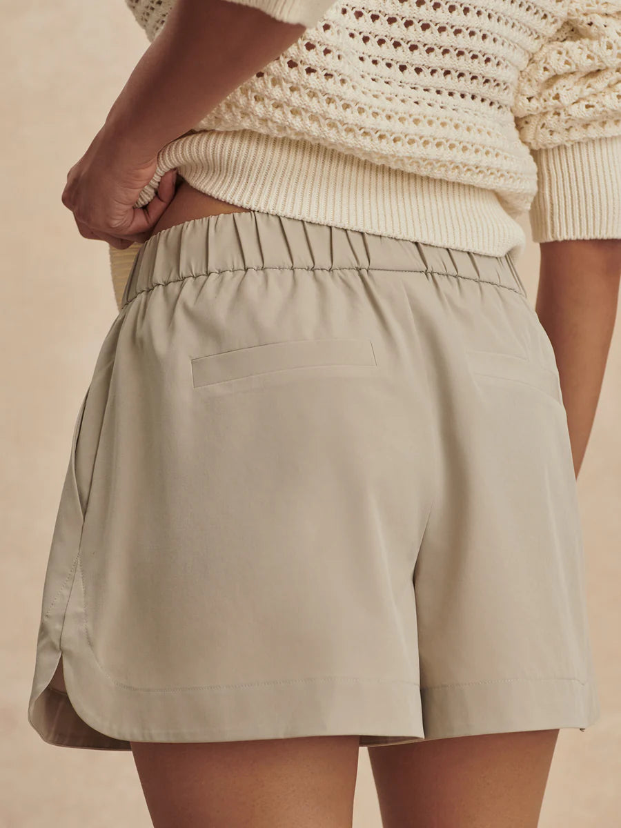 Nila Mid-Rise Short 3.5"
