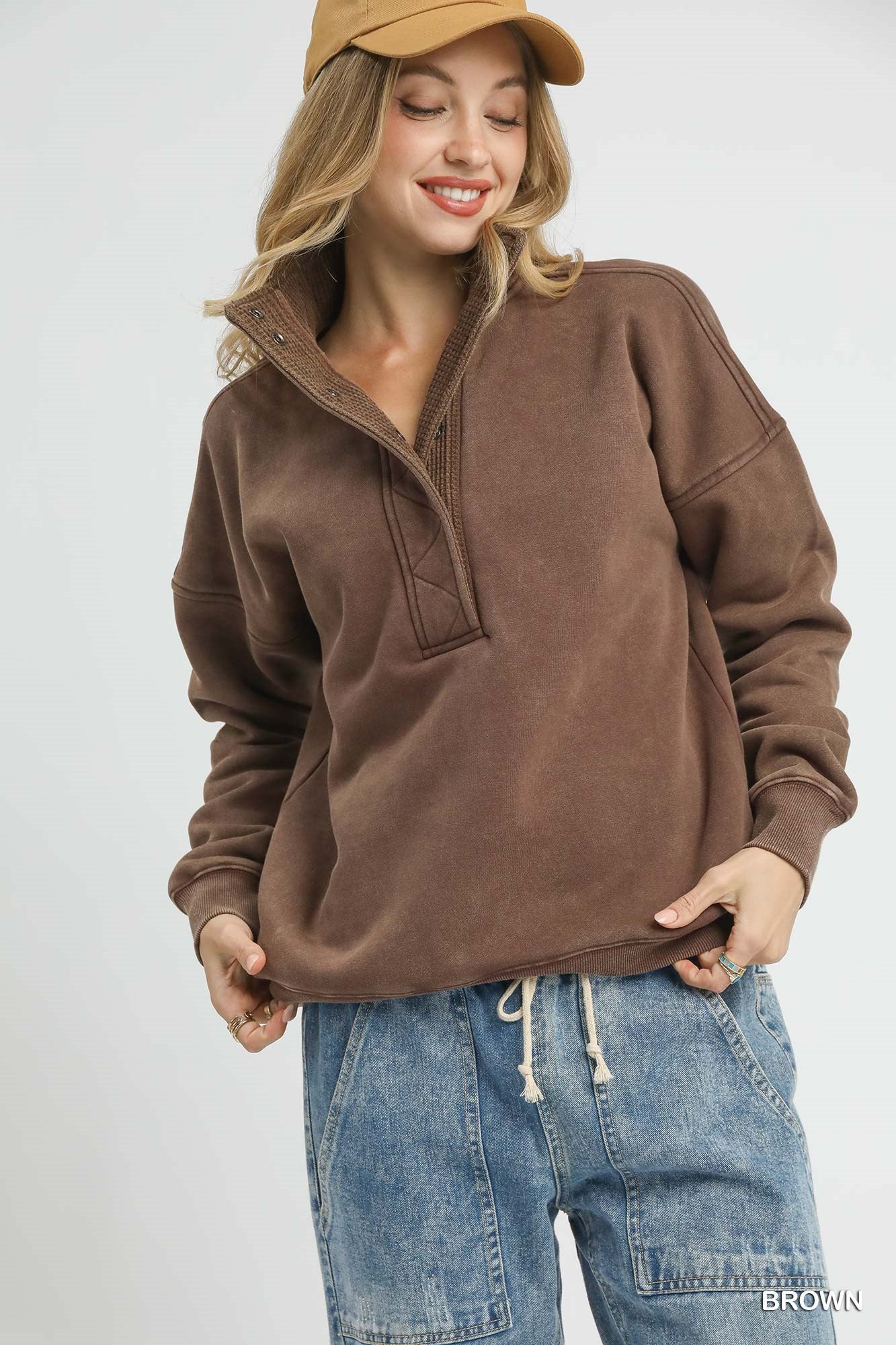 Hazelnut Half Zip