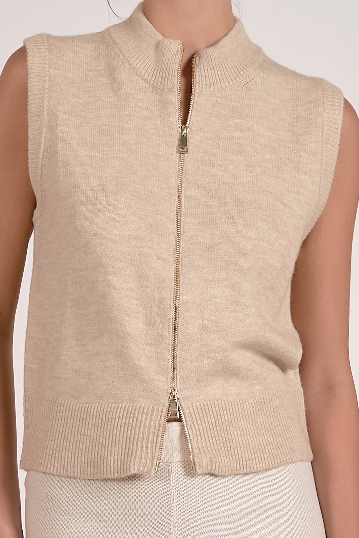 Sandy Zip Up