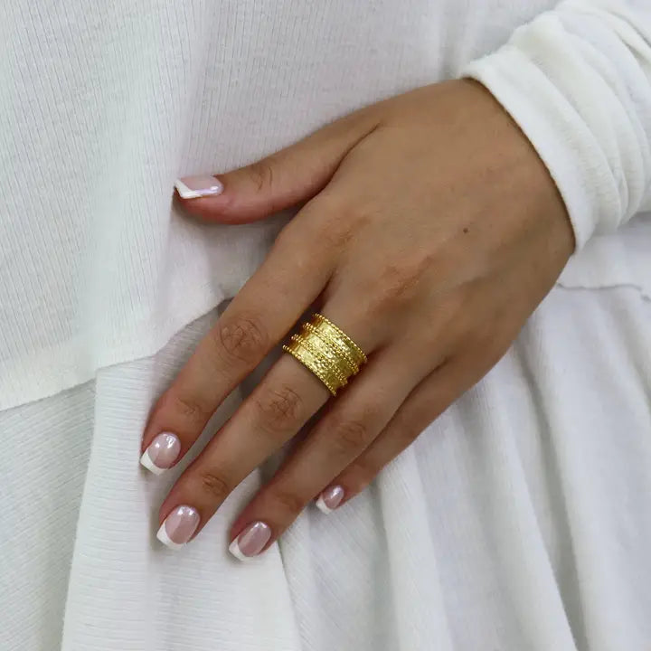 Dotty Ring
