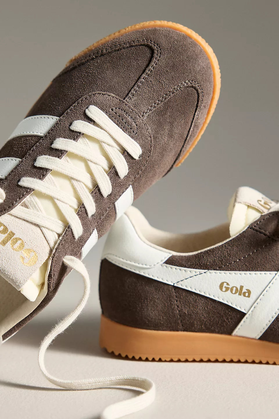 Elan Sneakers