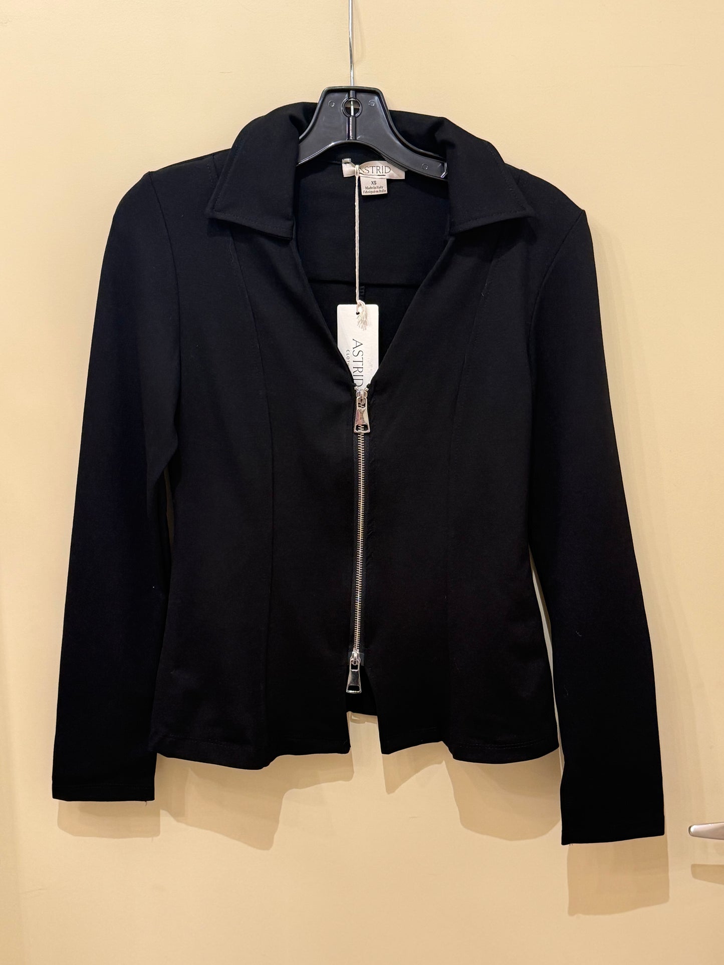 Collared Zip Up Knit Top