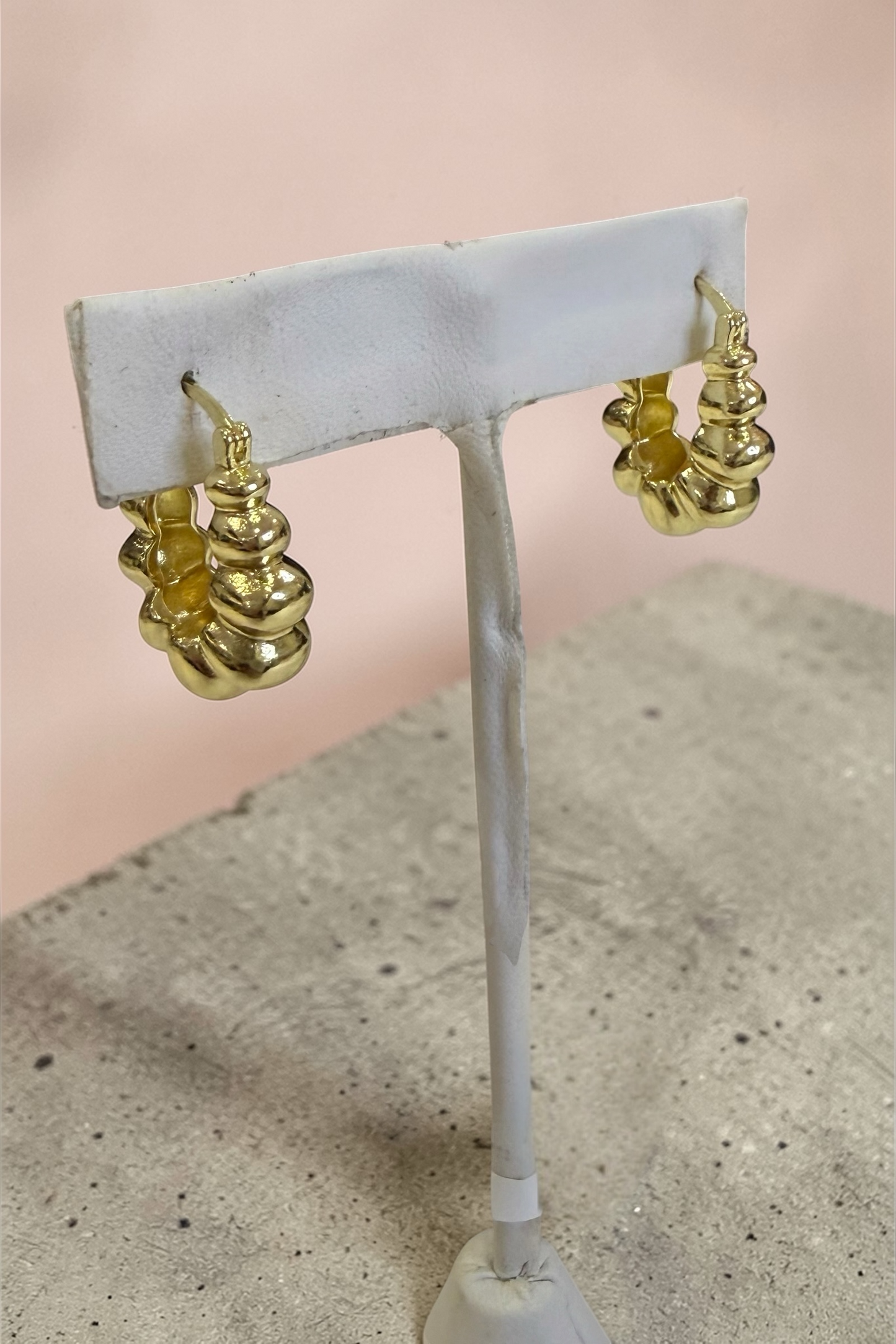 Scalloped Hoop Earrings
