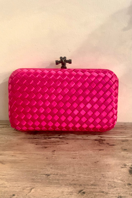 Knot Top Clutch