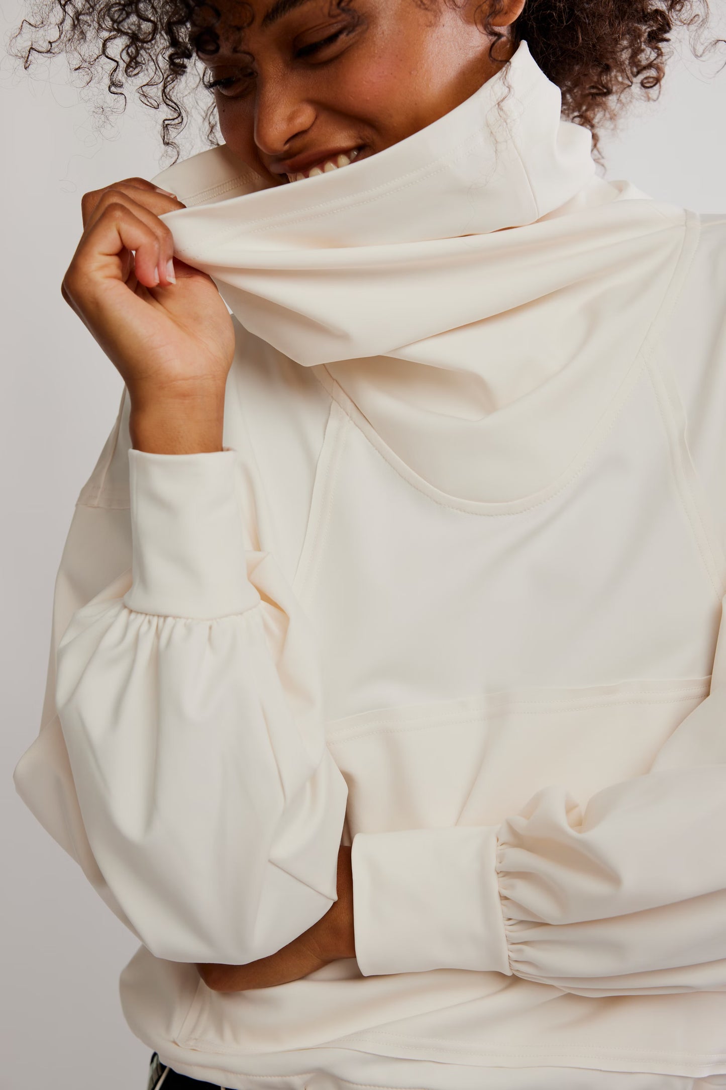 Landslide Pullover