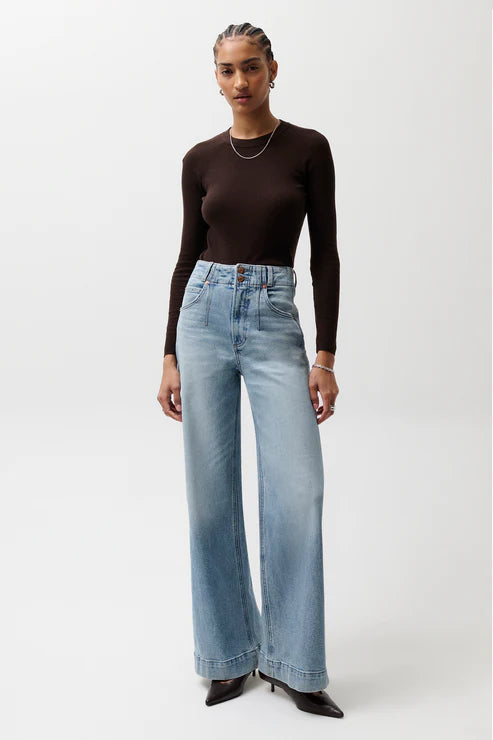 Lana Dbl Button High Rise