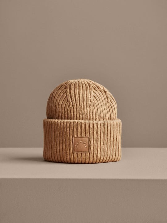 Varley Crest Rib Beanie-Sand : NA