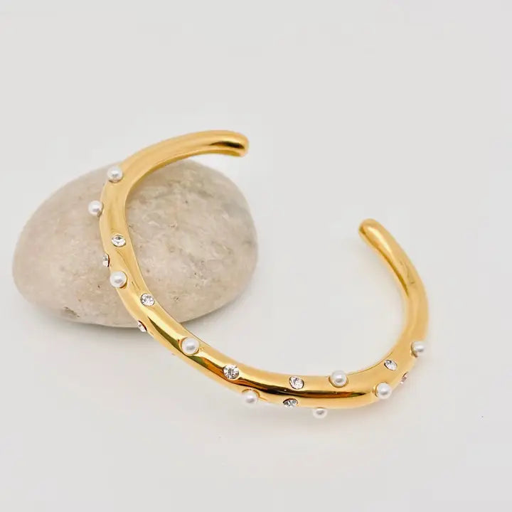 Pearl Drop Bangle