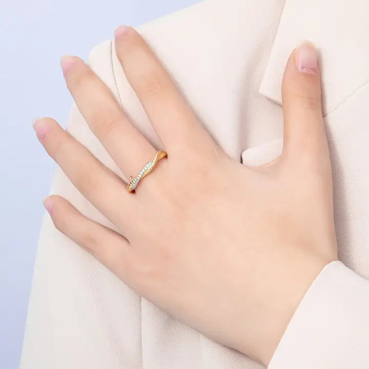 Twisted Pave Mixed Metal Ring