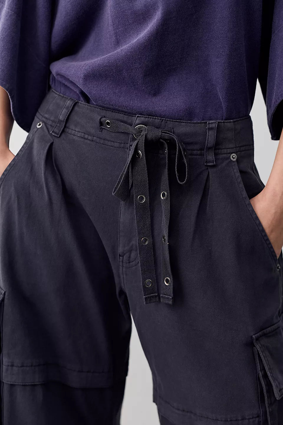 Reef Curved Cargo Twill