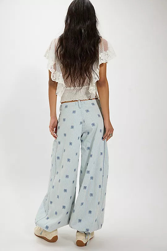 Lotus Embroidered Railroad Balloon Jeans