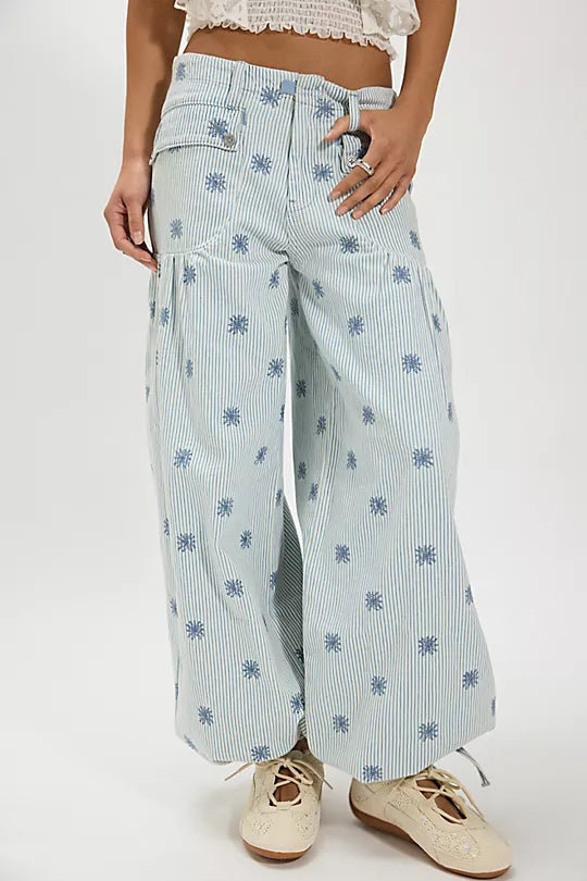Lotus Embroidered Railroad Balloon Jeans